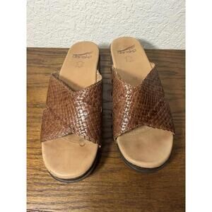 Dansko Mila Brown Woven Basketweave Leather Slide Clog Sandals - EU 37